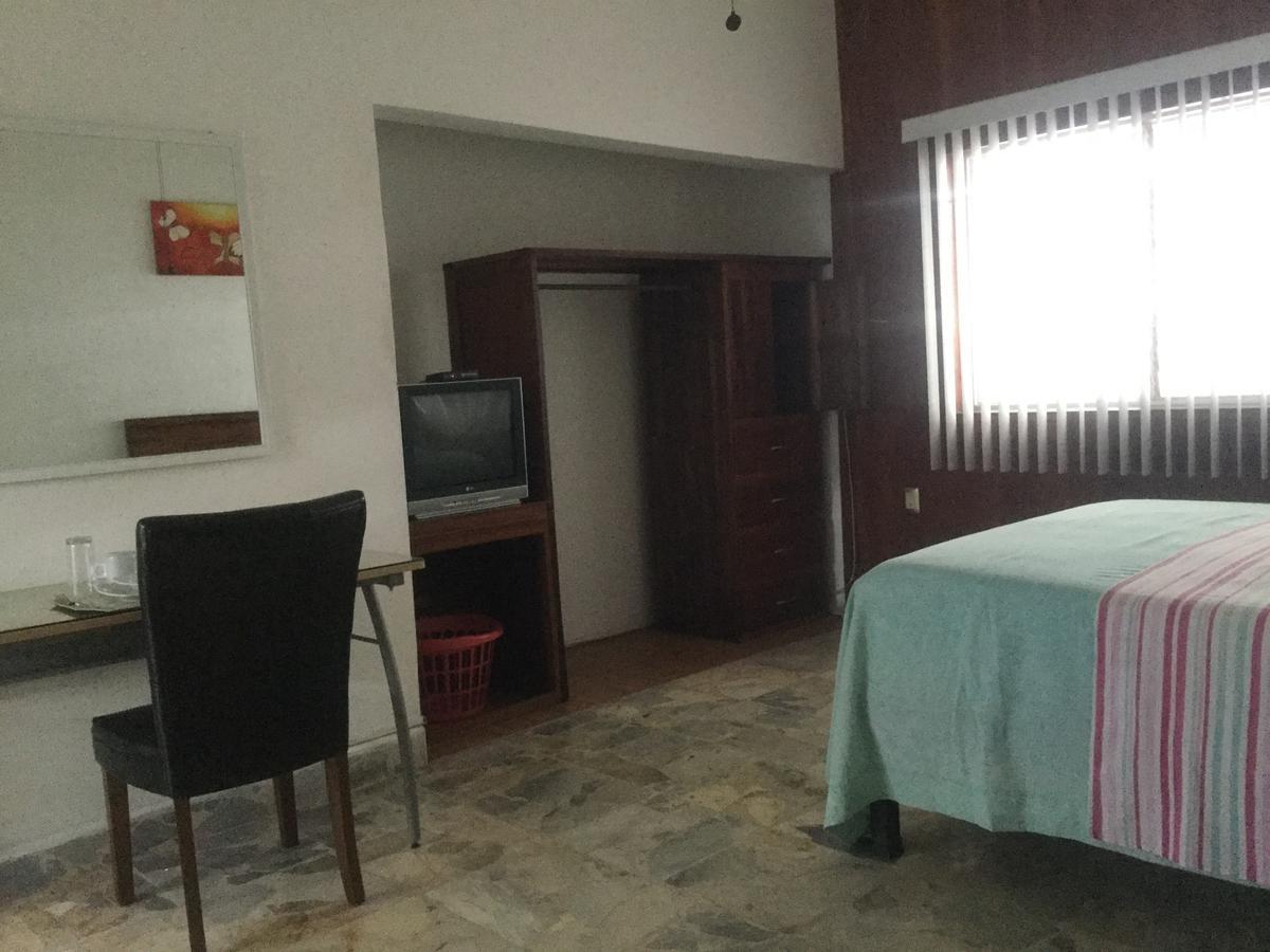 Suites El Retiro Tuxtla Gutierrez Ngoại thất bức ảnh